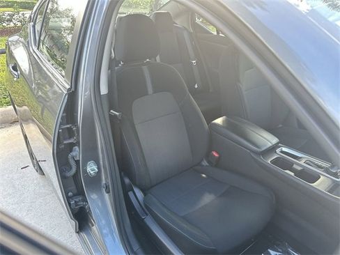 Used 2024 Nissan Sentra SV image 28