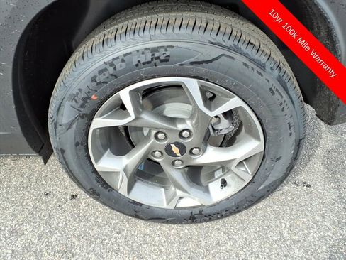 New 2026 Chevrolet Trax LT w/ Driver Confidence Package image 11