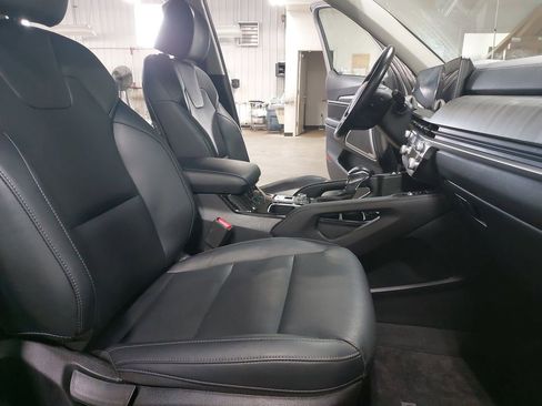 Used 2023 Kia Telluride AWD image 10