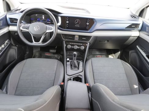 Used 2024 Volkswagen Taos SE FWD image 17