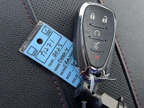 Used 2023 Chevrolet Traverse RS w/ LPO, Floor Liner Package AWD/4WD image 35