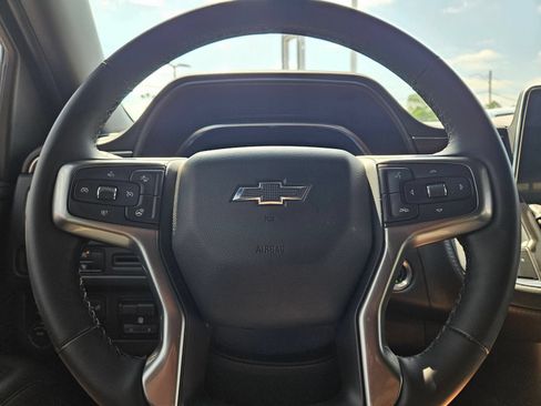 Used 2023 Chevrolet Tahoe Z71 w/ Luxury Package AWD/4WD image 11