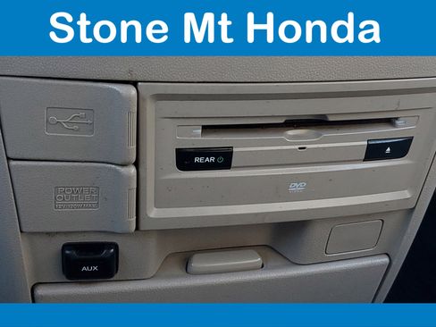 Used 2016 Honda Odyssey SE image 29