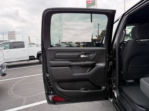 New 2026 RAM 1500 Express AWD/4WD image 8