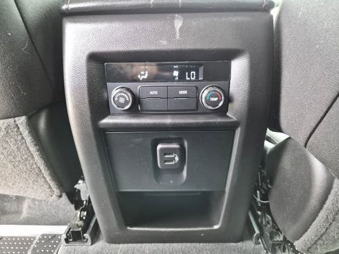 Used 2023 Chevrolet Traverse LT w/ LPO, Floor Liner Package AWD/4WD image 39