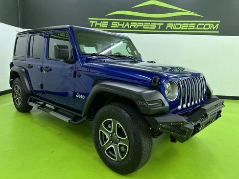 Used 2020 Jeep Wrangler Unlimited Sport S AWD/4WD image 2