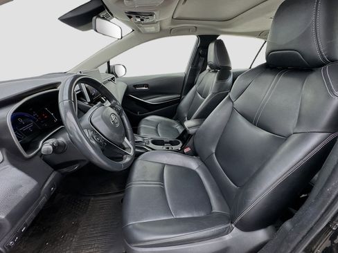 Used 2023 Toyota Corolla XLE FWD image 13