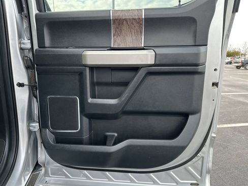 Used 2018 Ford F250 Lariat w/ Lariat Value Package image 11