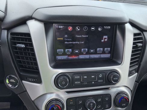 Used 2016 GMC Yukon SLT w/ Open Road Package image 17