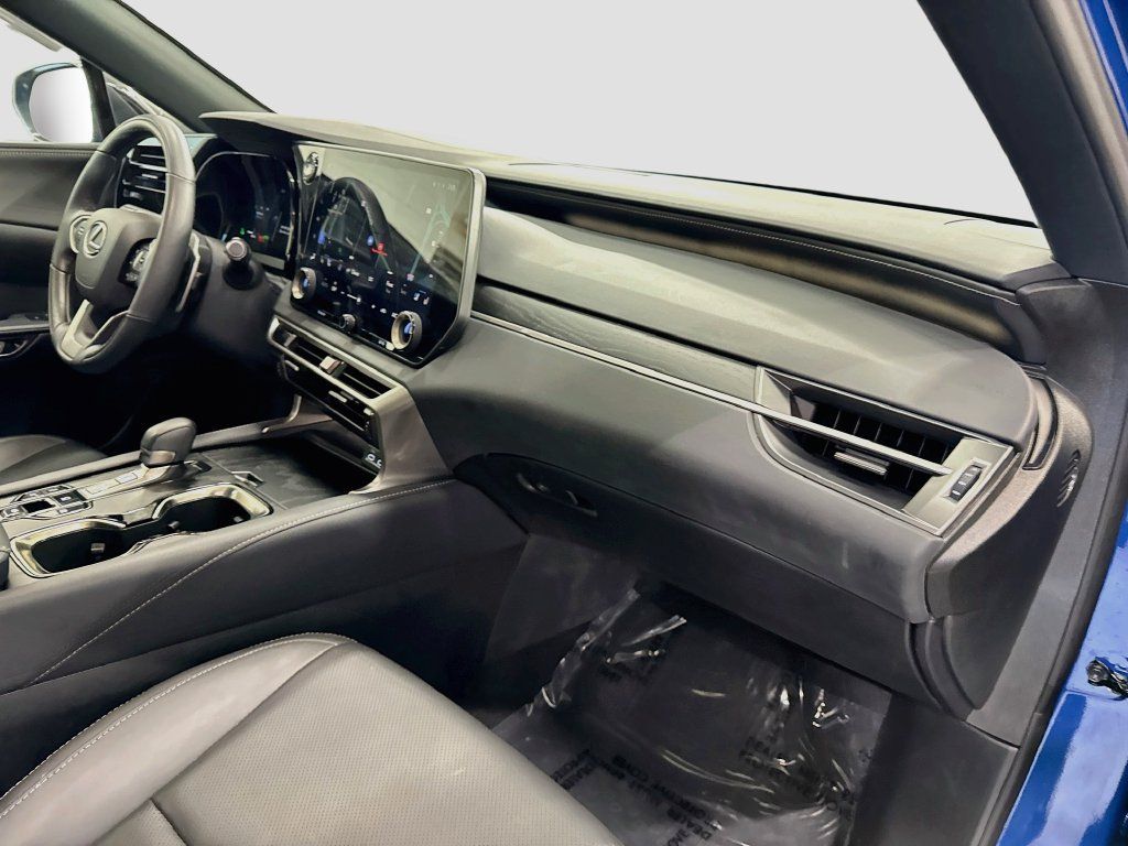 Used 2025 Lexus RX 350h AWD/4WD image 35