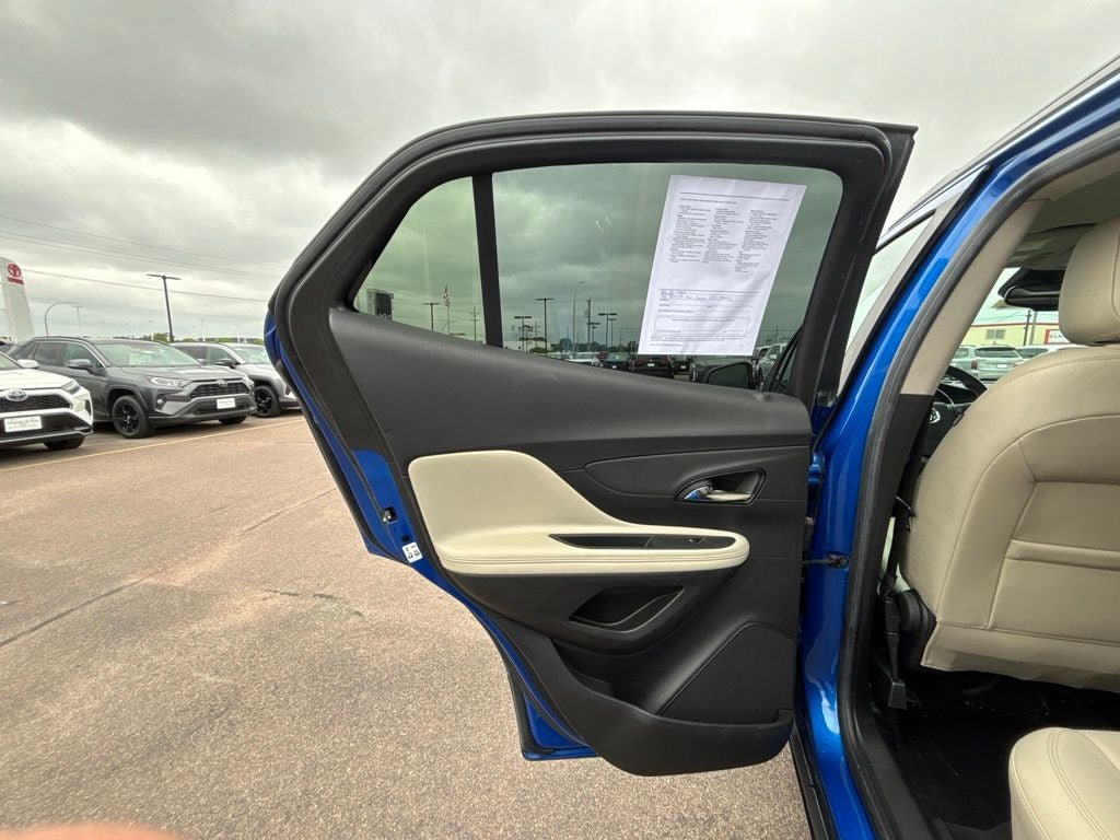 Used 2018 Buick Encore Essence AWD/4WD image 22