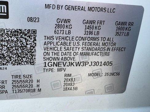 Used 2023 Chevrolet Traverse RS AWD/4WD image 25