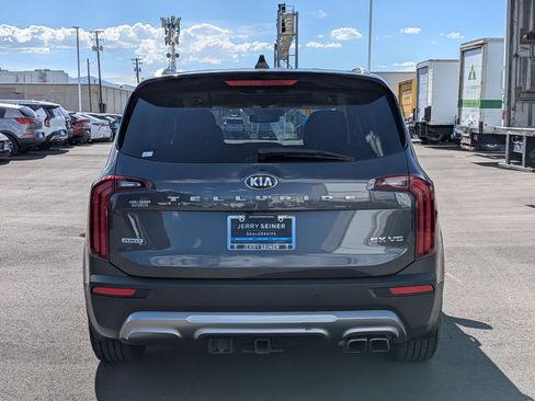 Used 2020 Kia Telluride SX w/ Towing Package AWD/4WD image 4