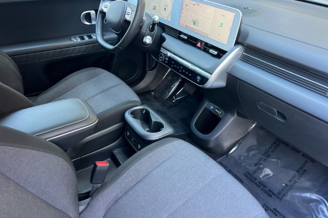 Used 2024 Hyundai Ioniq 5 SEL RWD image 18