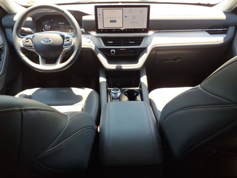 Used 2026 Ford Explorer Active w/ Active Comfort Package AWD/4WD image 10