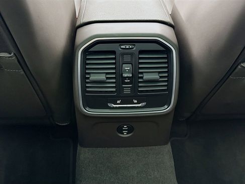 Certified 2023 Porsche Macan Turbo image 28