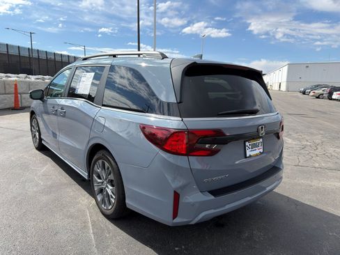 Used 2025 Honda Odyssey Touring image 6