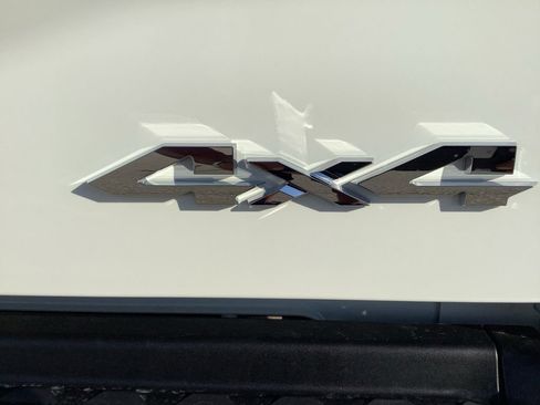 New 2026 RAM 2500 Laramie w/ Towing Technology Group image 10