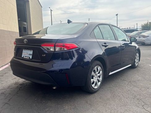 Used 2024 Toyota Corolla LE FWD image 5