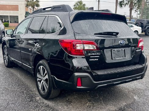 Used 2018 Subaru Outback 2.5i Limited AWD/4WD image 4