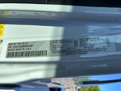 Used 2021 Jeep Wrangler Unlimited Sahara w/ LED Lighting Group AWD/4WD image 32