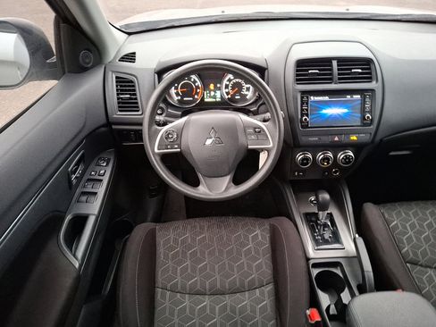 Used 2023 Mitsubishi Outlander Sport ES image 21