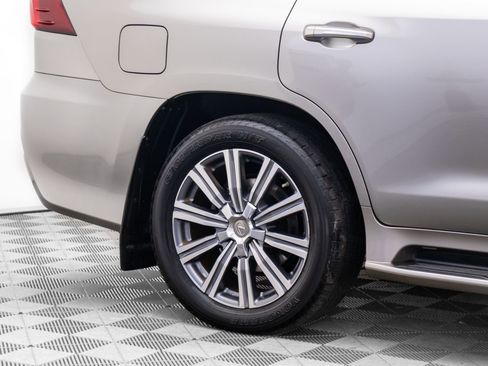 Used 2016 Lexus LX 570 4WD image 35