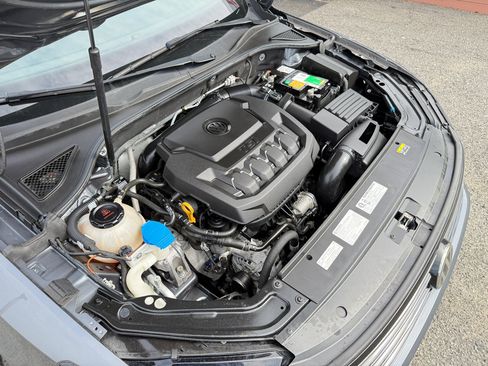 Used 2018 Volkswagen Passat 2.0T SE image 72