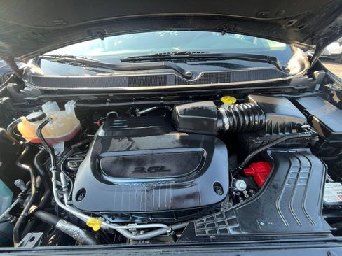 Used 2024 Chrysler Voyager LX FWD image 30