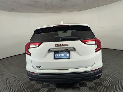 Certified 2024 GMC Terrain SLE image 10