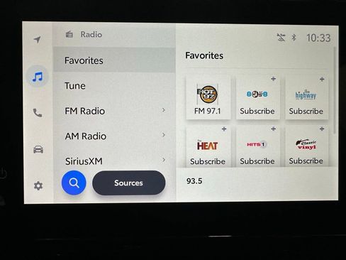 Used 2025 Toyota Corolla SE image 27