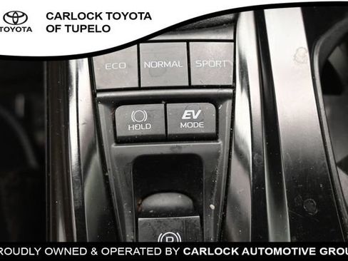 Used 2025 Toyota Camry SE w/ Convenience Package FWD image 35