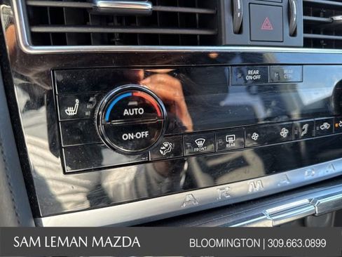 Used 2024 Nissan Armada SL w/ Midnight Edition Package image 6