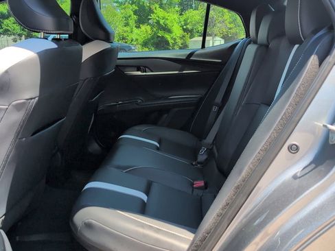 Used 2025 Toyota Camry SE w/ Convenience Package FWD image 23