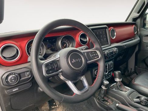 Used 2023 Jeep Gladiator Rubicon w/ LED Lighting Group AWD/4WD image 10