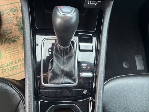 Used 2023 Jeep Compass Altitude w/ Convenience Group AWD/4WD image 26