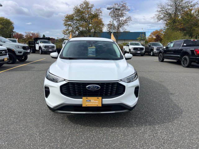 Used 2023 Ford Escape Active w/ Tech Pack #2 AWD/4WD image 2
