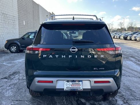 Certified 2025 Nissan Pathfinder SL w/ SL Premium Package image 5