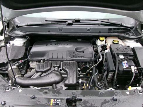 Used 2014 Buick Verano FWD image 8