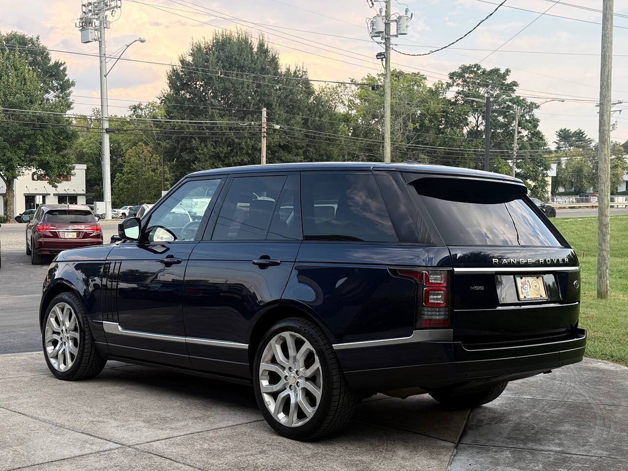Used 2014 Land Rover Range Rover HSE AWD/4WD image 4