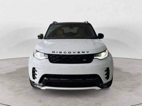 Certified 2025 Land Rover Discovery Dynamic SE AWD/4WD image 8