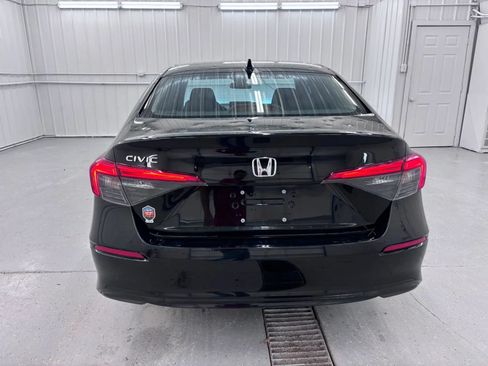 Used 2023 Honda Civic EX image 5