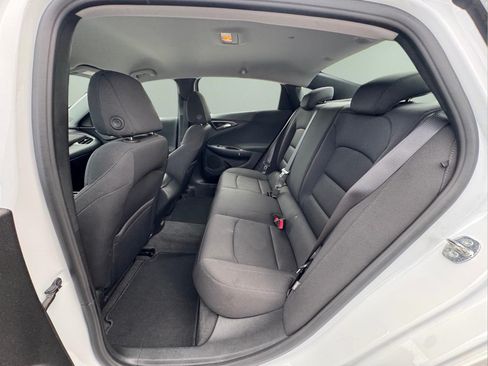Used 2020 Chevrolet Malibu LS FWD image 13