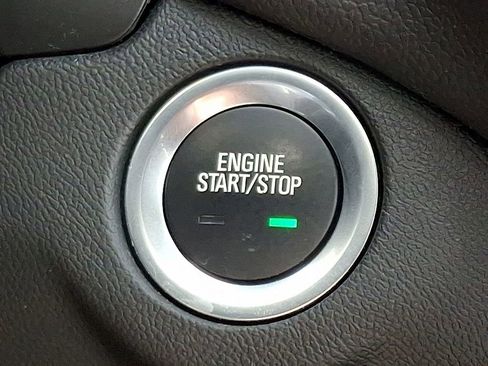 Used 2024 Chevrolet Equinox LT image 23