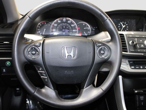 Used 2015 Honda Accord Sport image 28
