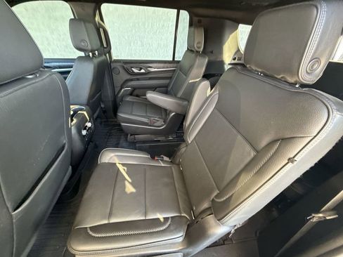 Certified 2022 GMC Yukon XL Denali w/ Denali Premium Package image 25