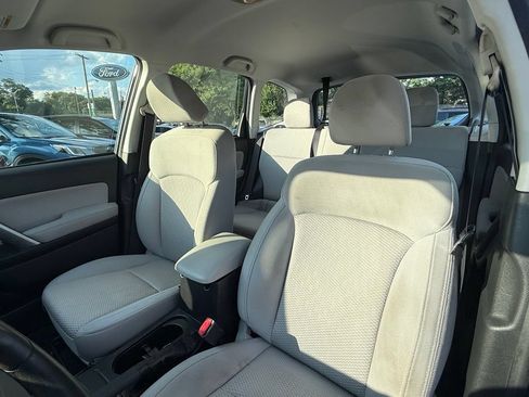 Used 2014 Subaru Forester 2.5i AWD/4WD image 19