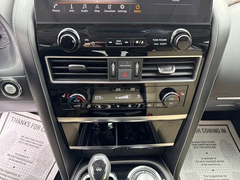 Used 2024 INFINITI QX80 Premium Select w/ Cargo Package image 19