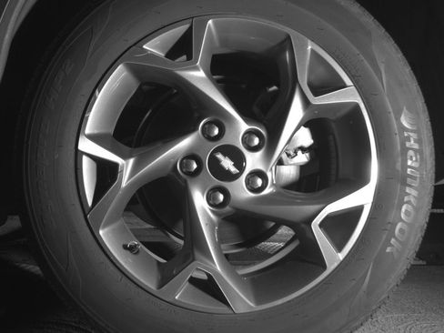 Used 2025 Chevrolet Trax LT FWD image 14
