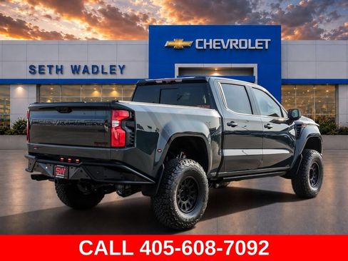 Used 2025 Chevrolet Silverado 1500 LTZ AWD/4WD image 7